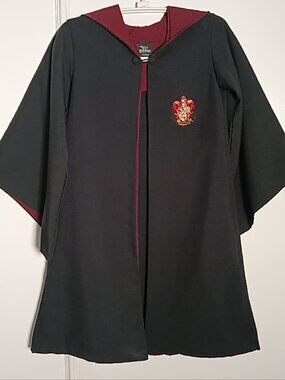 Universal Studios Wizarding World Harry Potter Robe Gryffindor Youth XXXXS
